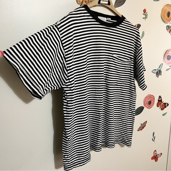 Vintage Tops - Vintage Black and White Striped Short Sleeve Tee L/XL